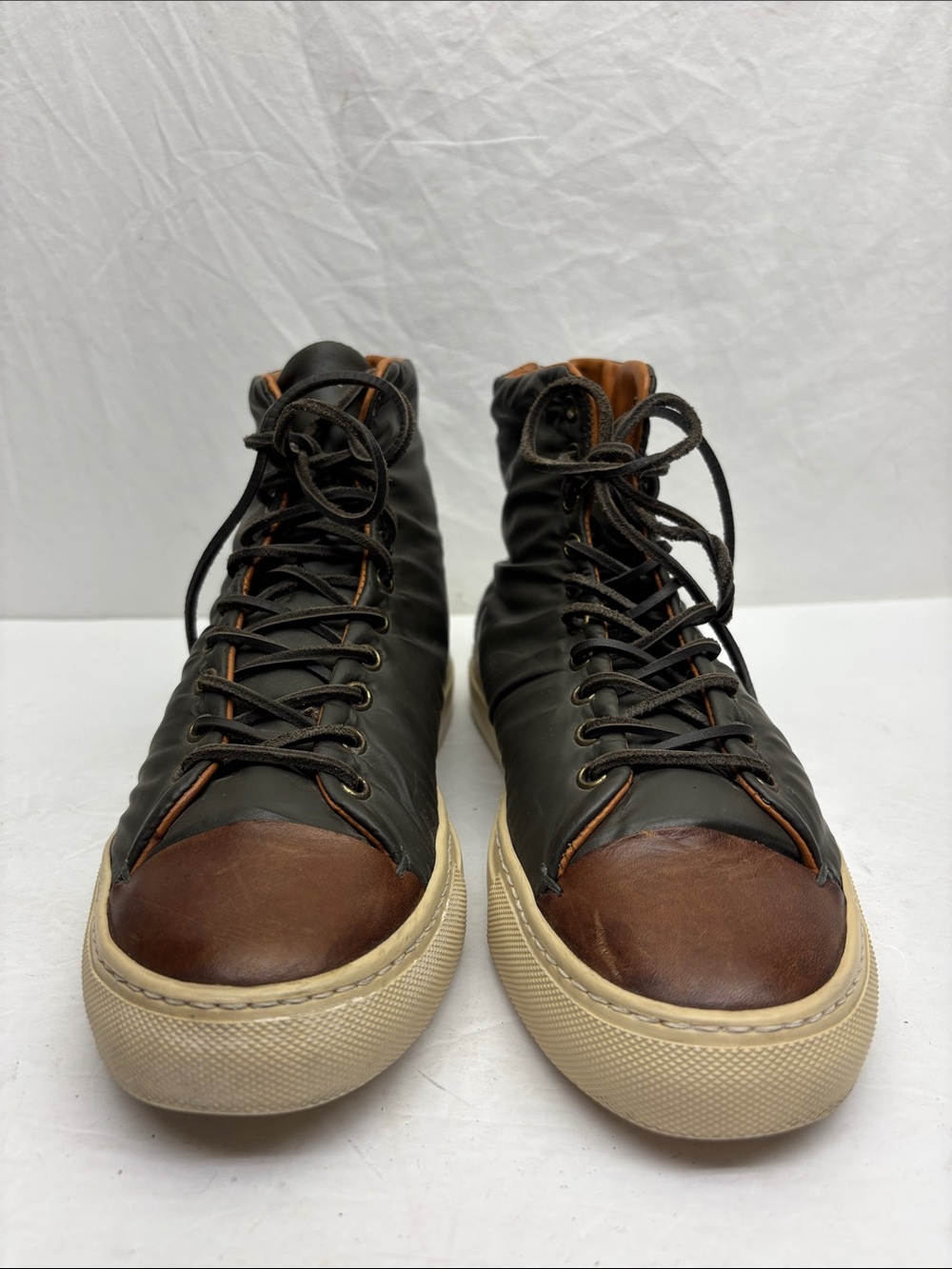 Buttero Men’s Ankle Sneakers, size 40, box 64